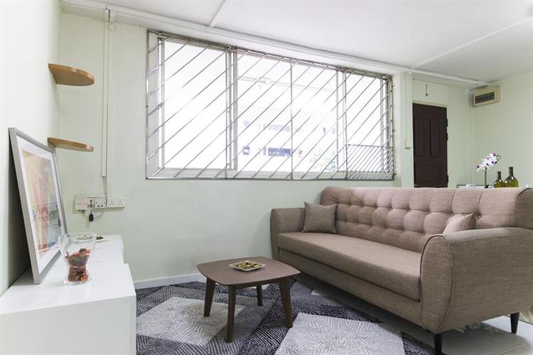 Hougang Avenue 6 thumbnail photo
